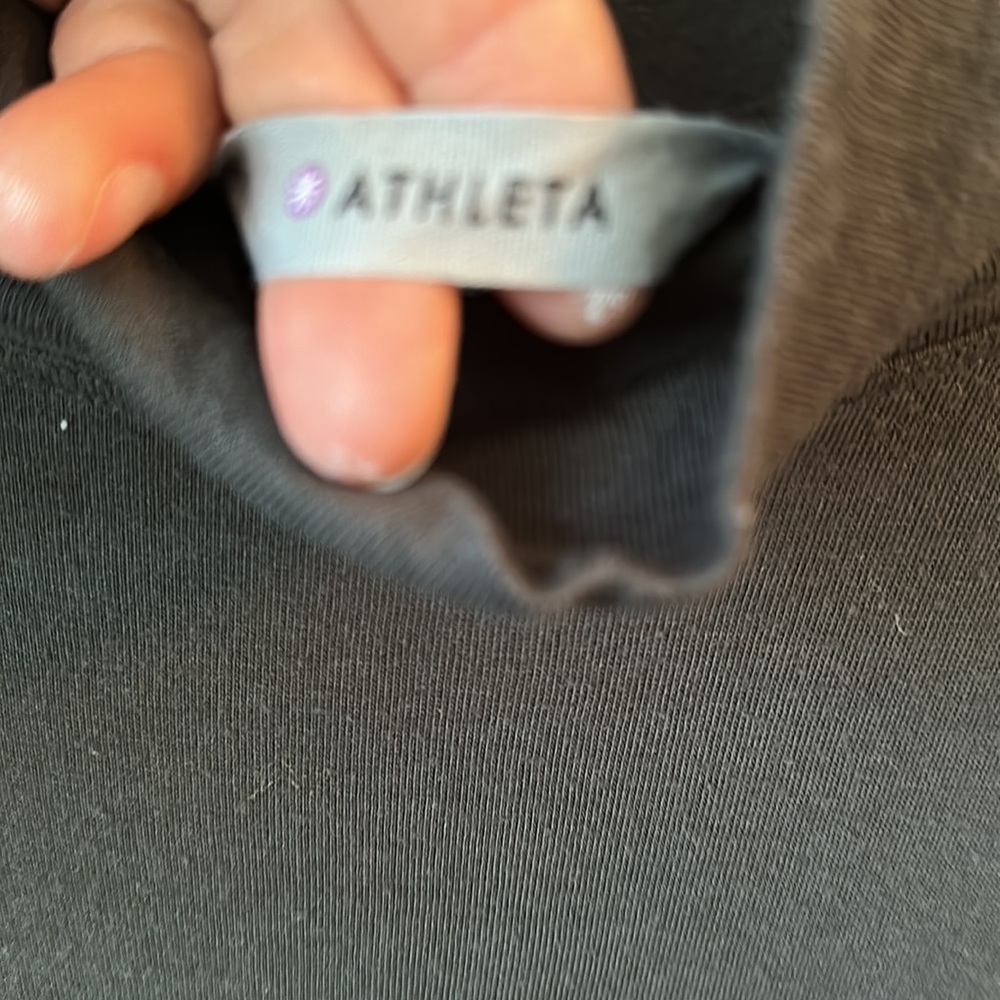 Athleta long sleeve shirt - Picture 2 of 4